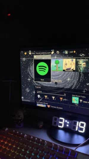 شاشة قيمنق مقوسة من ايسر FHD, 180Hz