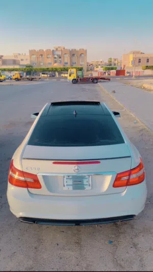 مرسيدس E550