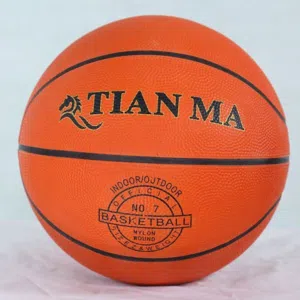 كرة سلة مطاط نمرة 7