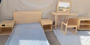 بيع اثاث غرف نوم راقيه عدد كبير   مكونه من سرير وكمدينات وتسريحه وطاوله تلفزيون