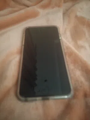 Apple iPhone SE 2 32 GB in Muscat