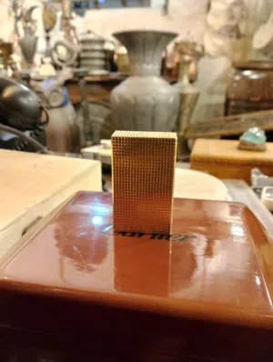 ولاعة D_point فرنسي