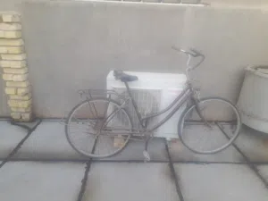 بايسكلات سياحية لبيع