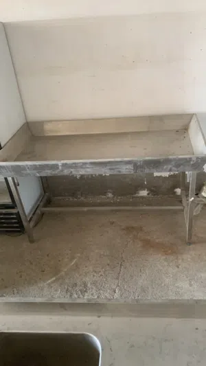 طاولة عرض سمك ستالس ستيل