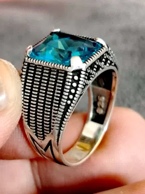 خاتم فضة تركي عثماني عيار مرصع بحجر أكوامارين (Aquamarine) أزرق لامع عيار 925 بحالة الجديد المقاس 22