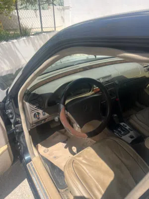 مرسيدس بنز c2001997