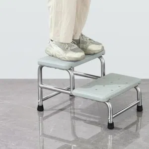 سلم درجتين طبي مانع للانزلاق لكبار السن والمرضى Two-step medical non-slip ladder for the elderly and