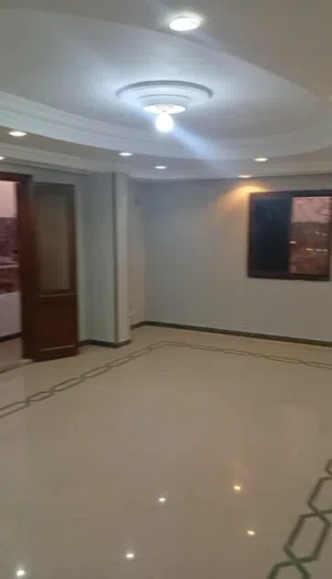 شقه للبيع بالاسماعيليه المحطه الجديده