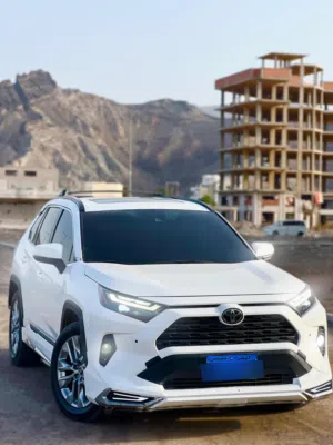 Toyota . RAV 4 . 2020 . Used4