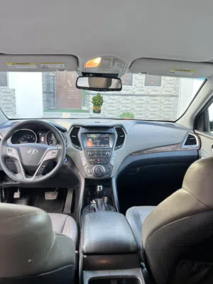 Used Hyundai Santa Fe in Tripoli