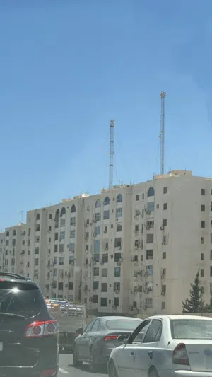 شقة ف عمارات طريق المطار