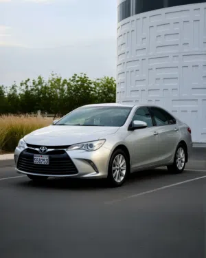 تويوتا كامري Toyota Camry GLX 2016 وكالة البحرين  الممشى 57,000 كم فقط!