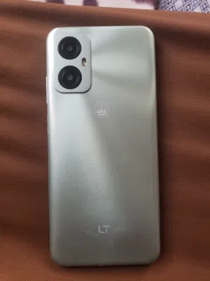 LT M15 128 GB in Sana'a