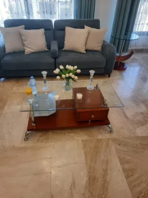 طقم طاولات صالون (طاولة وسط مع طاولتين جانبية)