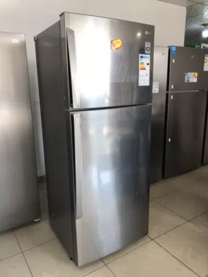 ثلاجة سعرررررر حرررررق ثلاجة ال جي موديل 592 ستيل مع كفاله 10 سنوات على الماتور نظام تبريد بالهواء