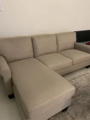 كنب هوم بوكس بشاحن بحالة ممتازة