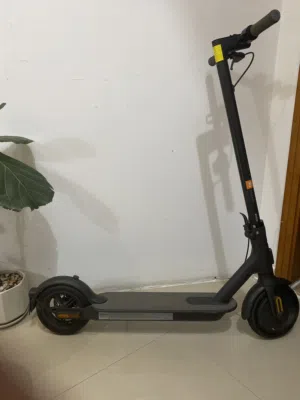 سكوتر مستعمل 4أشهر نوع تشاؤمي سرعة 30 كيلومتر  السعر 800 درهم قابل للتفاوض