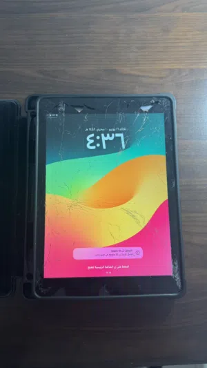 Apple iPad 6 32 GB in Hawally