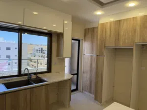 192 m2 3 Bedrooms Apartments for Sale in Amman Jubaiha