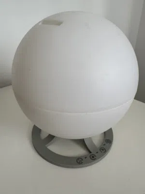 Beautiful aroma diffuser and humidifier with LED lights