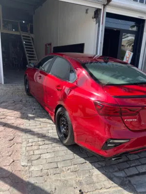 Used Kia Forte in Basra