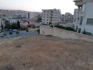 Residential Land for Sale in Amman Yajouz
