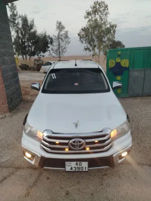Used Toyota Hilux in Amman