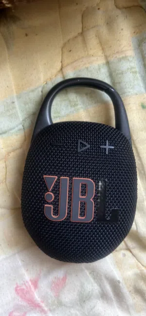 JBL Clip 5