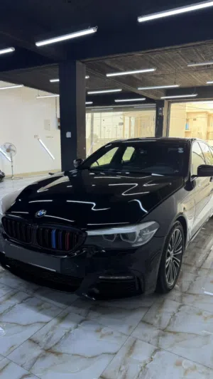 للبيع مكان سيارة بصرةBMW 530i