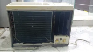 مكيف شباك مستعمل مجرب ونضيف تبريد سريع موفر للطاقه والكهرباء مع التوصيل والتركيب وضمان شهر مكيف شباك