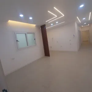 شقة مشطبه للبيع بالسراج خلف صالة ليلتي