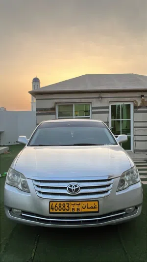 Used Toyota Avalon in Muscat