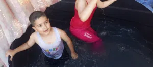 خزان مياه حجم كبير معمول بركه سباحه للأطفال يتسع 4 أطفال فقط 39 دينار متنقل في أي مكان يمكن وضعه