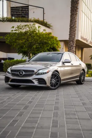 مرسيدس C300 - 2020 ارقام خاصة ايجار