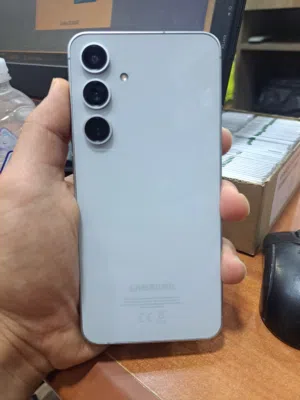 SAMSUNG S24 FE