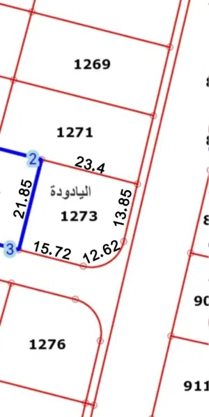 اليادودة/الرطيبة أرض للبيع سكن ج والبيع نقدا من المالك مباشرة انظر في الوصف للقطعة .
