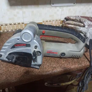 سباك ليبي في طرابلس