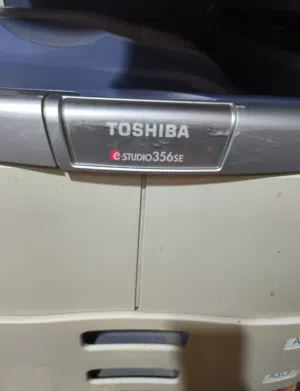 آلة تصوير توشيبا Toshiba eStudio 356s،أسود وأبيض مستعملة، مع حبر جديد. تم تخفيص السعر للحاجة