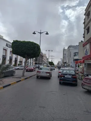 مبنى تجاري للبيع في الجرابة