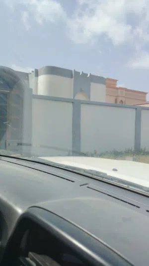 غرفة سكن للمشاركه بالطريف صحار