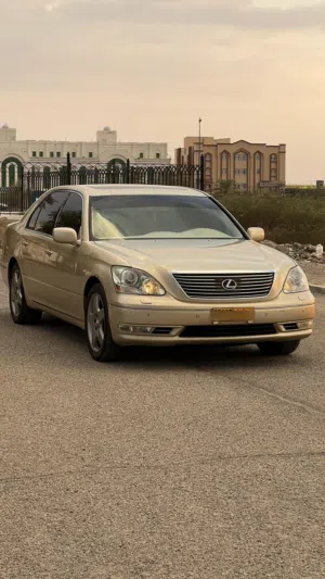 Used Lexus LS in Al Dhahirah