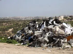 بشتري جميع انواع الخرده والكراكيب والمحلات والحديد بأسعار مناسبة للجميع