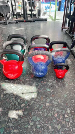 كتل بل Kettlebell تمارين القوة والتحمل لجميع عضلات الجسم مجموعة أوزان متنوعة من 2 حتى 20 كيلو