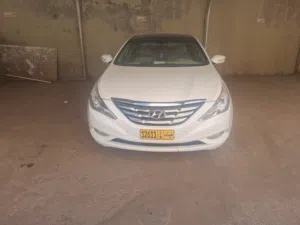 Used Hyundai Sonata in Al Dakhiliya