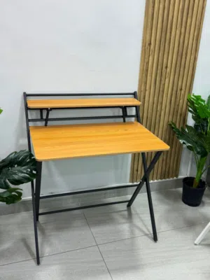 طاولة مكتبية عصرية