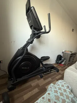 SOLE-E250-E25 Elliptical Cross Trainer Gym