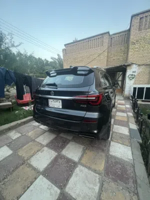 السلام عليكم سياره mgموديل 2024 سياره جديده نضافه كدامك كلشي جديد سياره زيرو تجي تفحص وتشوف