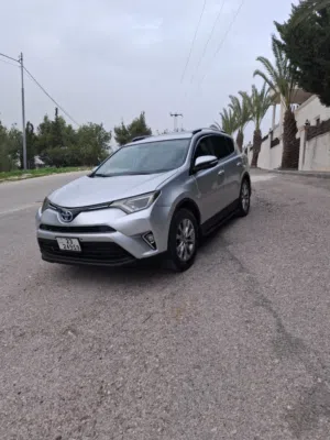 Used Toyota RAV 4 in Amman