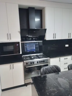 200 m2 3 Bedrooms Apartments for Rent in Ramallah and Al-Bireh Al Irsal St.