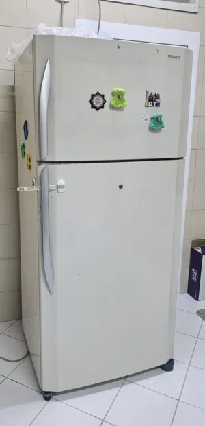 Sharp 662L large fridge